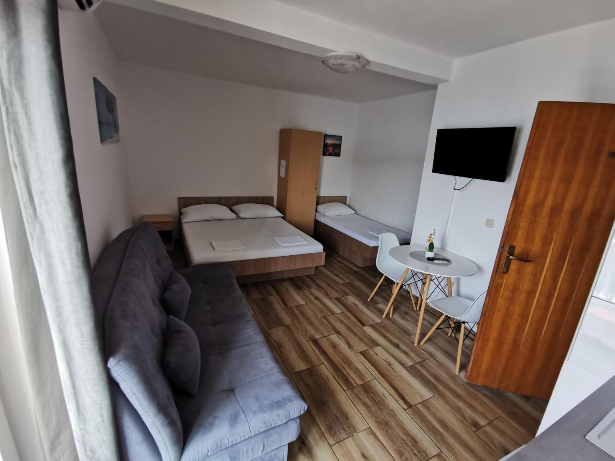 Apartmani Lezenic M Neum Ngoại thất bức ảnh